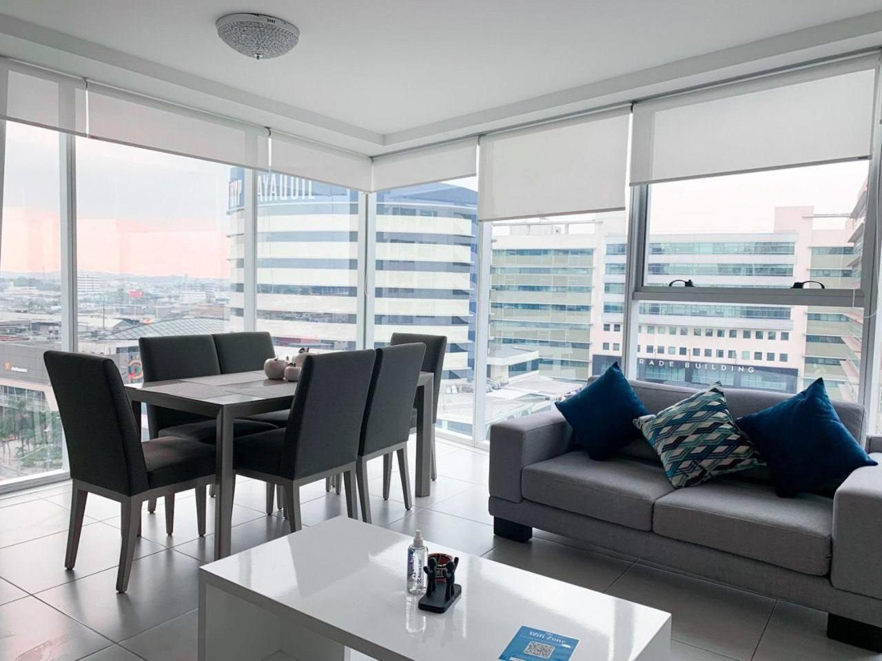 Lujoso Depa Con Vista A Todo Guayaquil!アパートメント エクステリア 写真